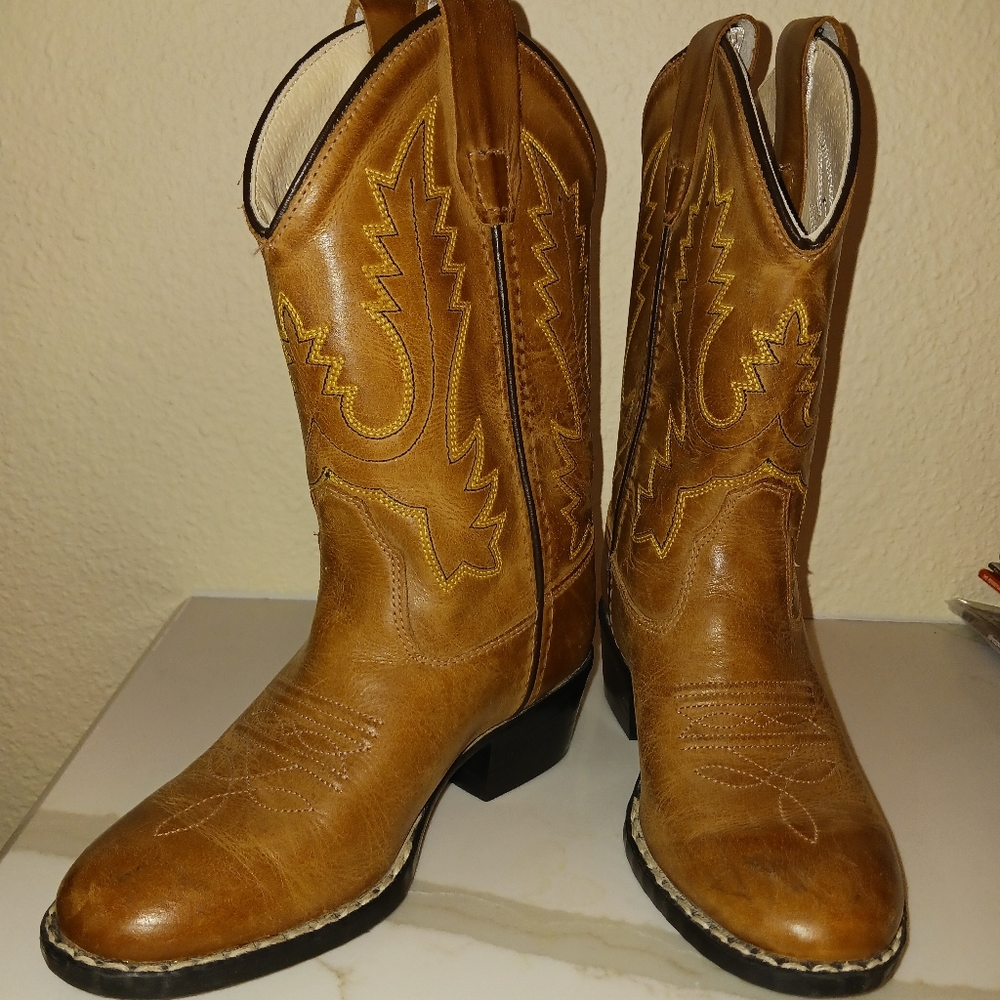 Old west cowboy boots